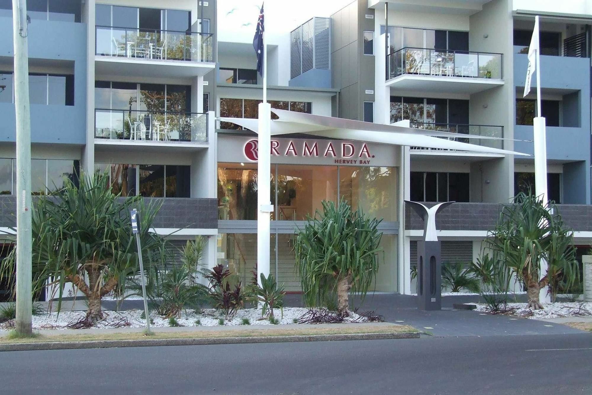 Ramada By Wyndham Hervey Bay Luaran gambar The hotel's entrance